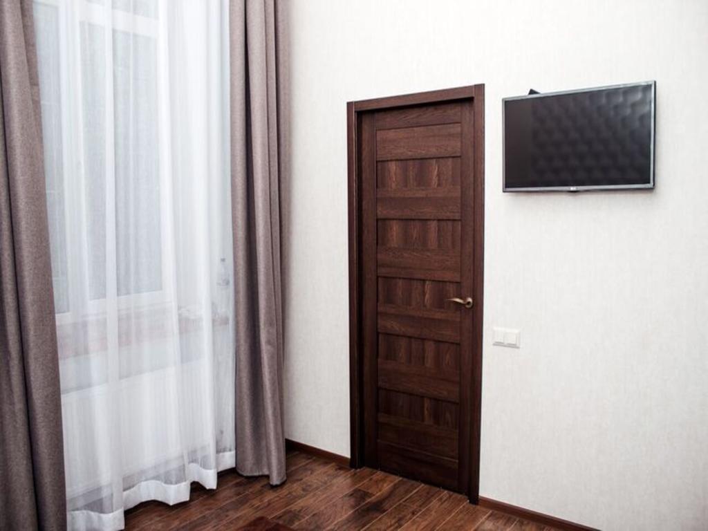 Apartment In The City Center In The House With Atlantes Odessa Exterior foto