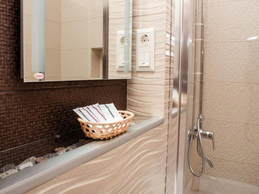 Apartment In The City Center In The House With Atlantes Odessa Exterior foto